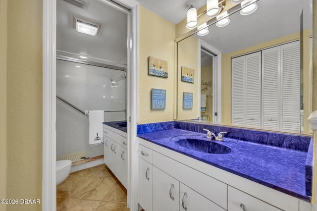 440 Bouchelle Dr Apt 302, New Smyrna Beach, FL 32169