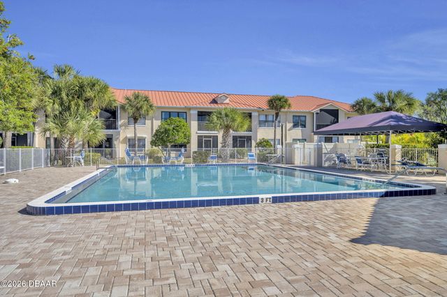 440 Bouchelle Dr Apt 302, New Smyrna Beach, FL 32169