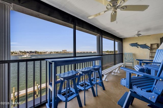 440 Bouchelle Dr Apt 302, New Smyrna Beach, FL 32169