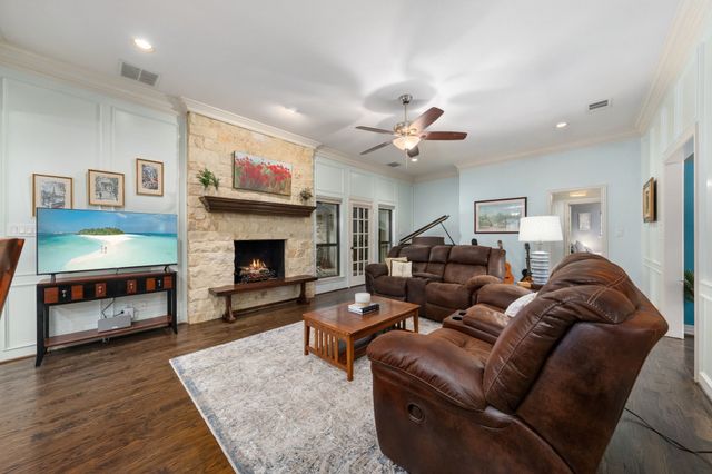 229 Merriman Drive, Highland Village, TX 75077