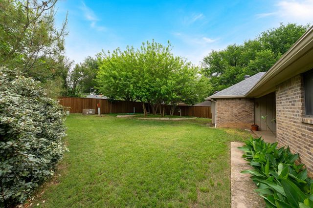 229 Merriman Drive, Highland Village, TX 75077