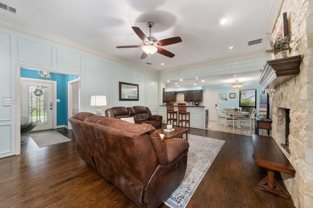 229 Merriman Drive, Highland Village, TX 75077