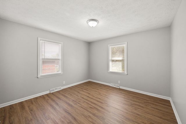 106 Lois Street, Lawrenceburg, KY 40342