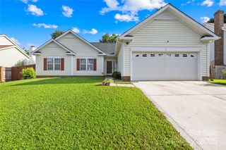 1232 Gretna Green Drive, Charlotte, NC 28217