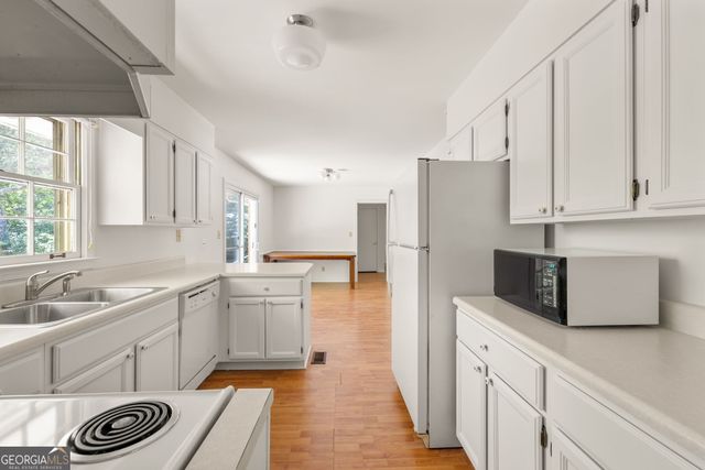 2569 Wilson Woods Drive, Decatur, GA 30033