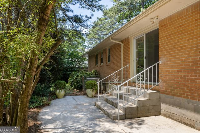 2569 Wilson Woods Drive, Decatur, GA 30033