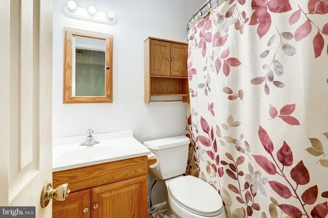 156 WARREN WAY, Lancaster, PA 17601