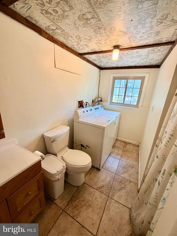 156 WARREN WAY, Lancaster, PA 17601
