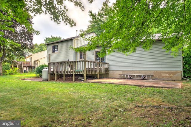 156 WARREN WAY, Lancaster, PA 17601