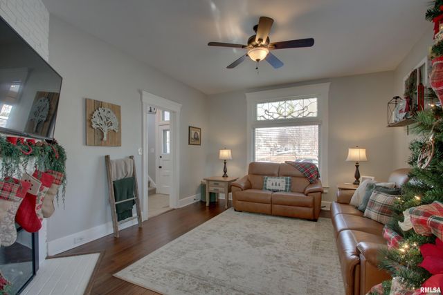 2700 Maine Street, Quincy, IL 62301