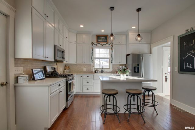 2700 Maine Street, Quincy, IL 62301