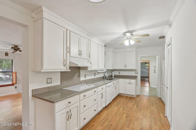 3115 PARENTAL HOME Road, Jacksonville, FL 32216