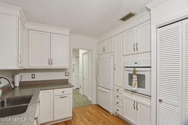 3115 PARENTAL HOME Road, Jacksonville, FL 32216