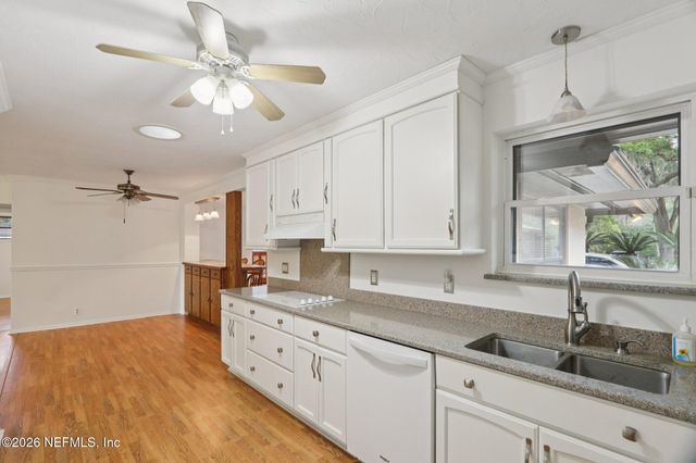 3115 PARENTAL HOME Road, Jacksonville, FL 32216