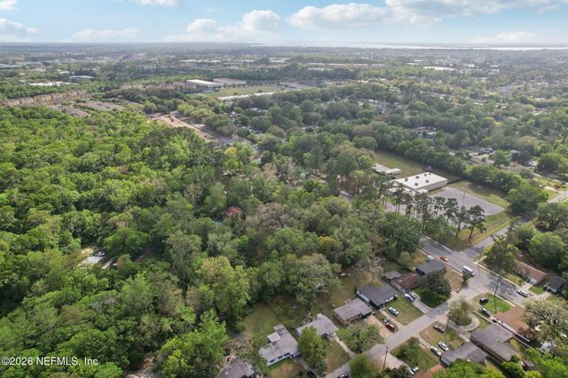 3115 PARENTAL HOME Road, Jacksonville, FL 32216