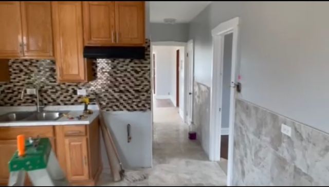 7154 S Rockwell Street, Chicago, IL 60629