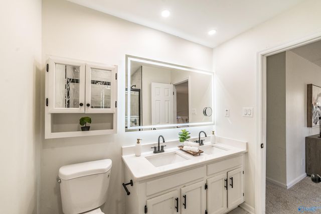 10115 Bluff Drive, Huntsville, AL 35803