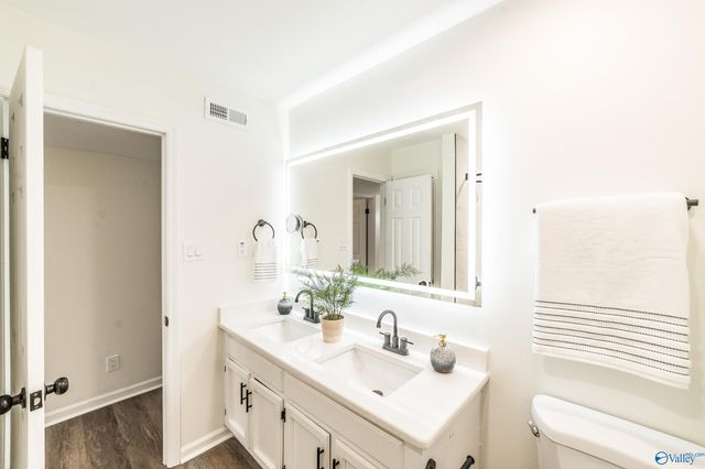 10115 Bluff Drive, Huntsville, AL 35803