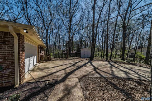 10115 Bluff Drive, Huntsville, AL 35803