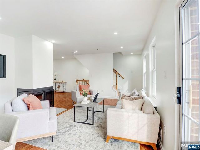 42 Krueger Court 1305, Newark, NJ 07103