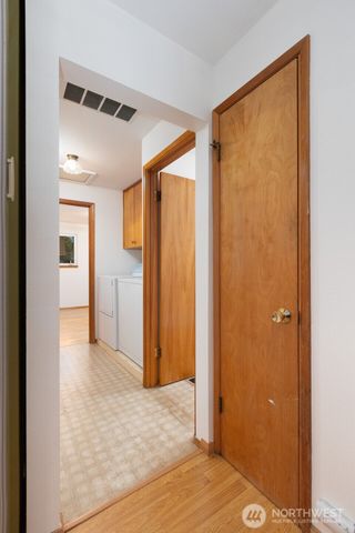 11604 Yakima Avenue S, Tacoma, WA 98444