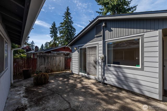 11604 Yakima Avenue S, Tacoma, WA 98444