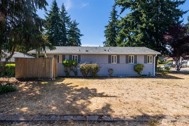 11604 Yakima Avenue S, Tacoma, WA 98444