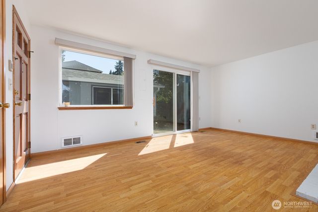 11604 Yakima Avenue S, Tacoma, WA 98444