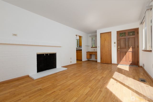 11604 Yakima Avenue S, Tacoma, WA 98444