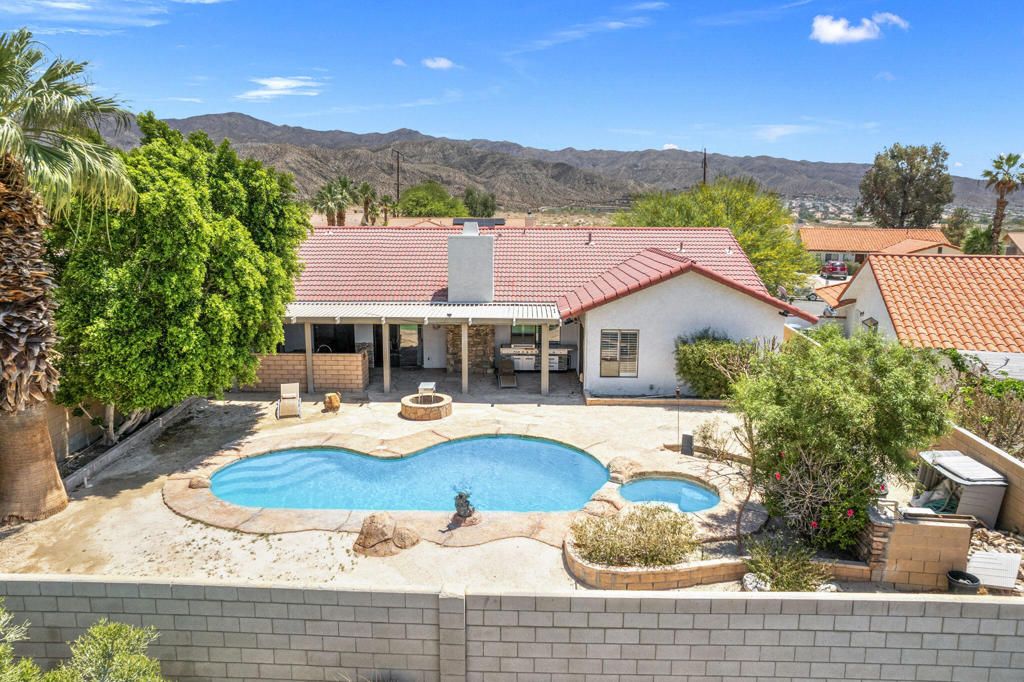 9735 Hoylake Road, Desert Hot Springs, CA 92240