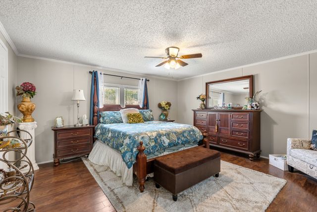 129 Broken Arrow Dr, Paris, TN 38242