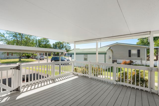 129 Broken Arrow Dr, Paris, TN 38242