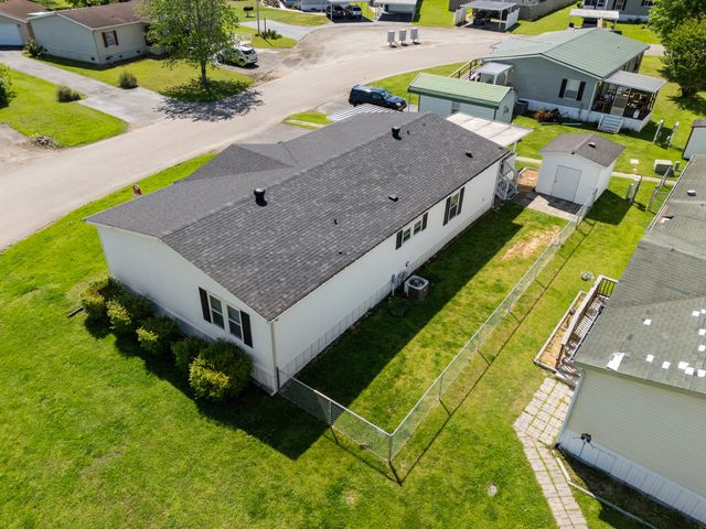 129 Broken Arrow Dr, Paris, TN 38242