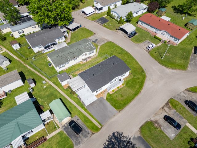 129 Broken Arrow Dr, Paris, TN 38242