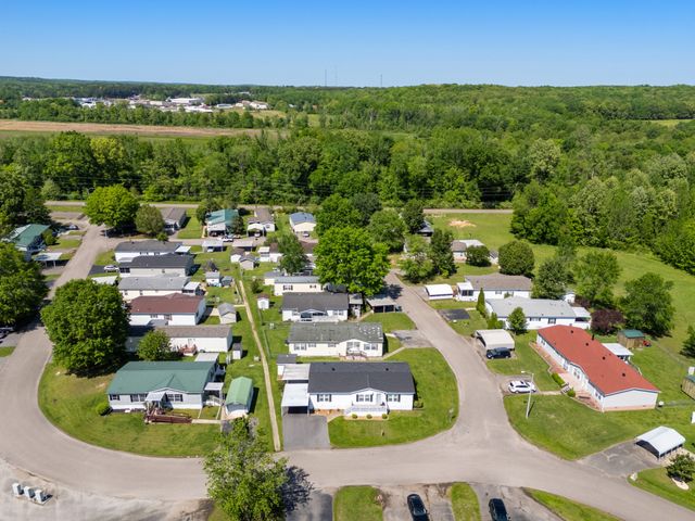 129 Broken Arrow Dr, Paris, TN 38242