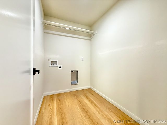 2009 W Easton Court N, Tulsa, OK 74127