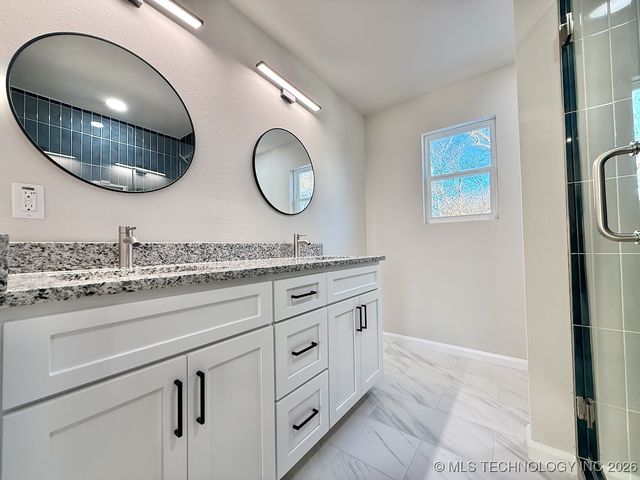 2009 W Easton Court N, Tulsa, OK 74127