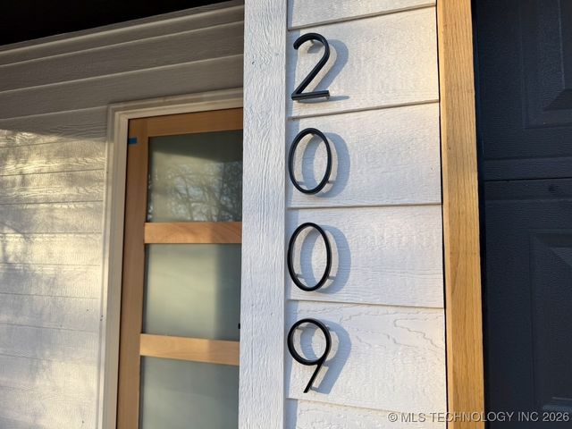 2009 W Easton Court N, Tulsa, OK 74127