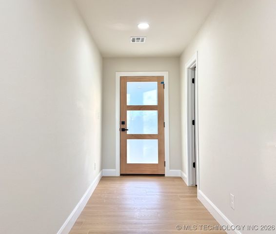 2009 W Easton Court N, Tulsa, OK 74127