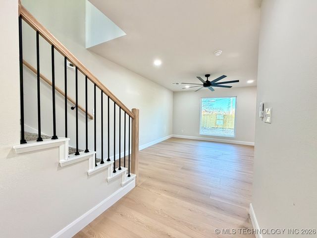 2009 W Easton Court N, Tulsa, OK 74127