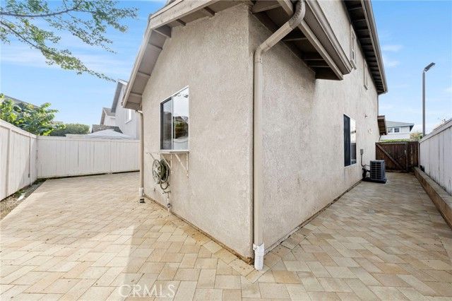 431 W Bay Street S, Costa Mesa, CA 92627