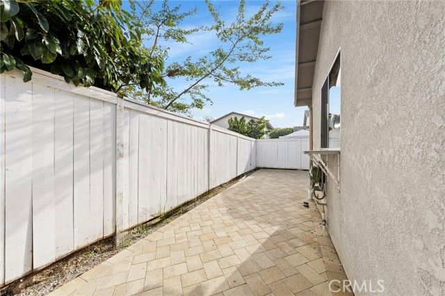 431 W Bay Street S, Costa Mesa, CA 92627