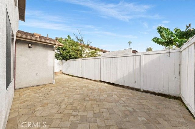 431 W Bay Street S, Costa Mesa, CA 92627
