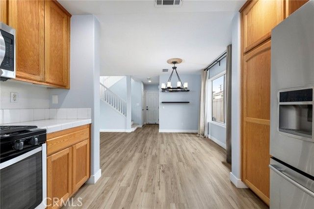 431 W Bay Street S, Costa Mesa, CA 92627