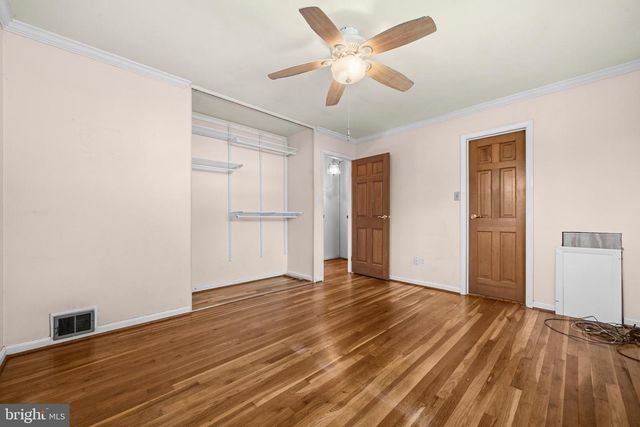 4519 WEYBURN DR, Annandale, VA 22003