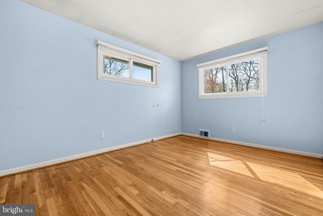 4519 WEYBURN DR, Annandale, VA 22003