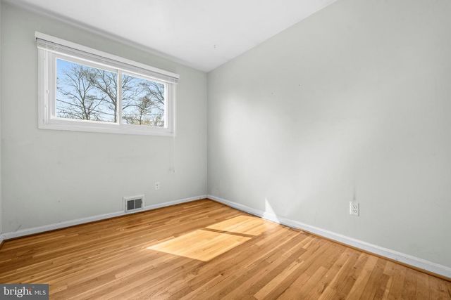 4519 WEYBURN DR, Annandale, VA 22003