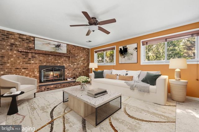 4519 WEYBURN DR, Annandale, VA 22003