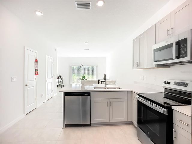 16642 SAN NICOLA PLACE, Bradenton, FL 34211