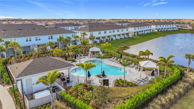 16642 SAN NICOLA PLACE, Bradenton, FL 34211